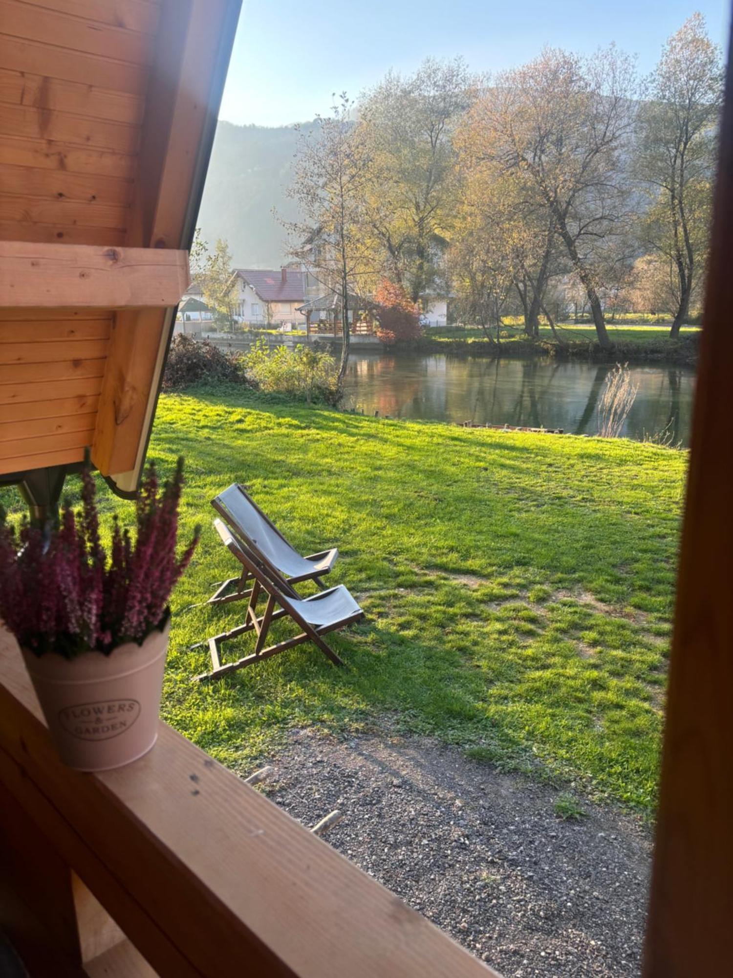 Jajce 1 *